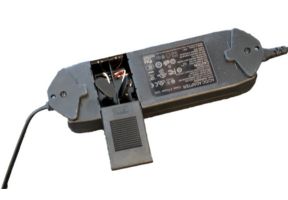 Interchangeable battery back-up (2x 9V)